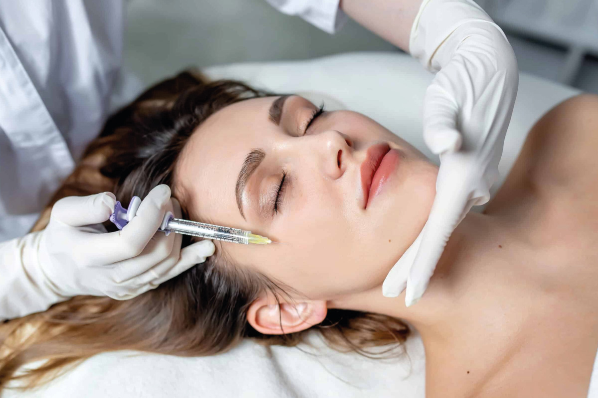 Armonización--Facial---Ácido-Hialurónico
